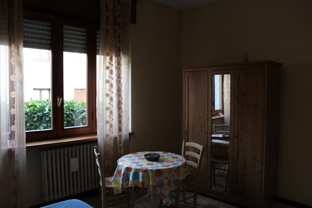 B&B Milano Malpensa 1 Castano Primo Phòng bức ảnh